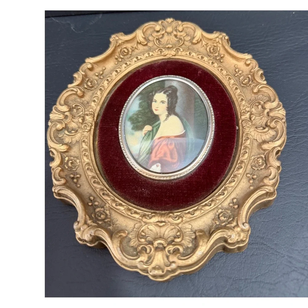 Cameo Creation Miniature Portraits Lady Hamilton Set 2 Gold Ornate Frame‎